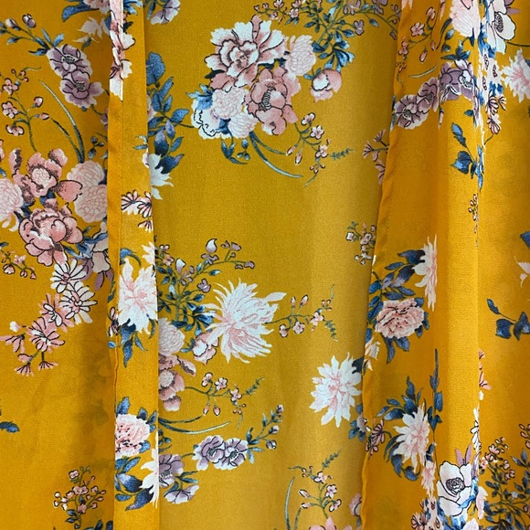 Dry Goods - Yellow Floral Kimono with Crocheted Sleeves - Picture 3 of 11